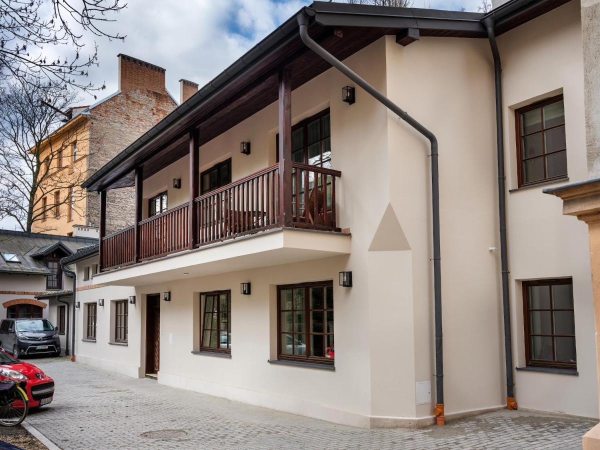 Tyzenhauz Villas Krakau Buitenkant foto